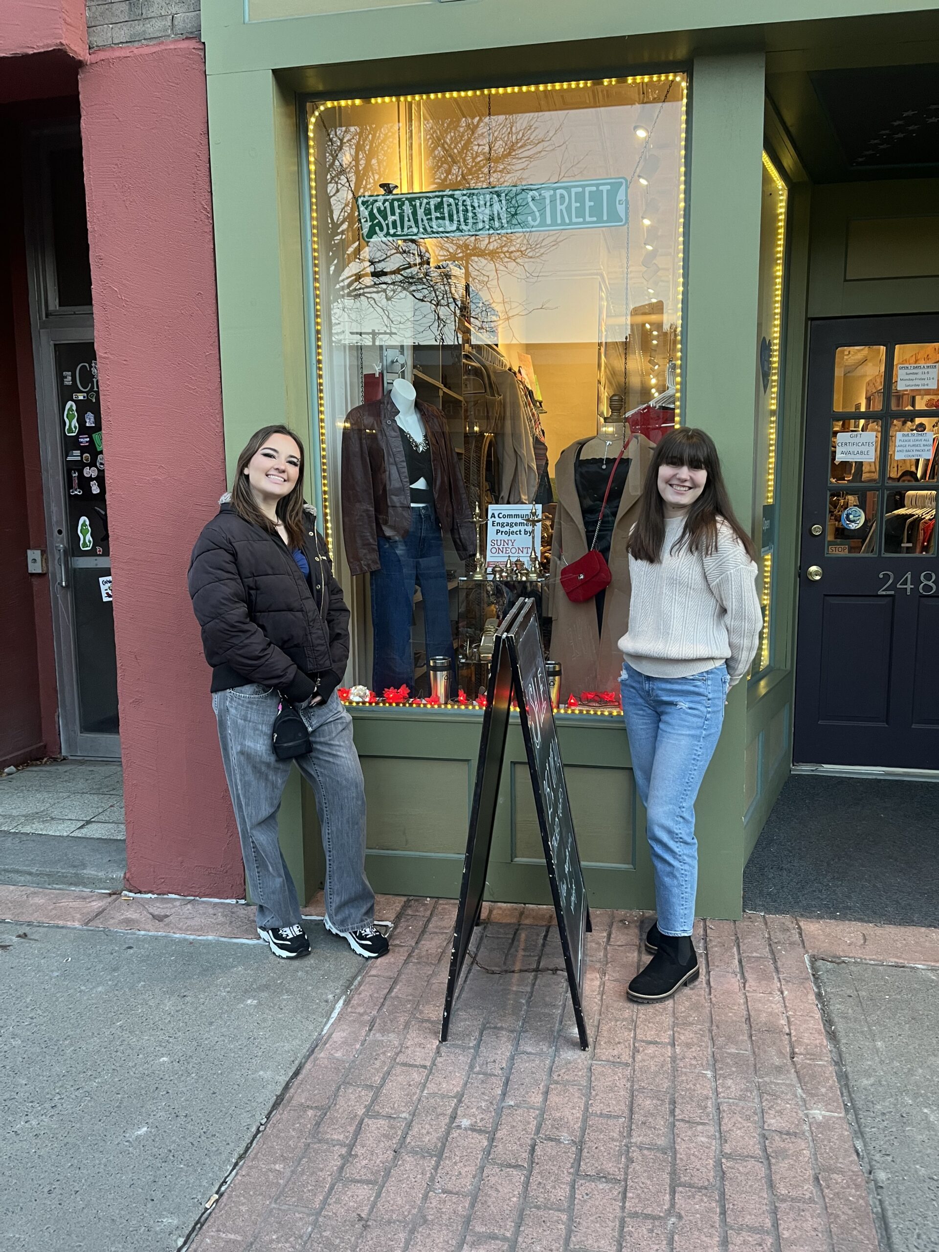 Cheyenne Reed: Holiday Window Display at Shakedown Street