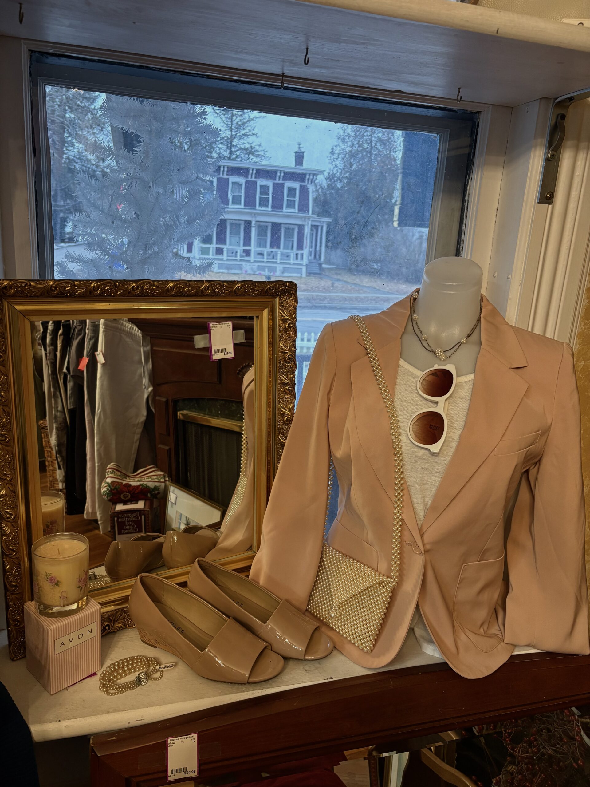 Liana Walton: House Of Consignment Window Displays