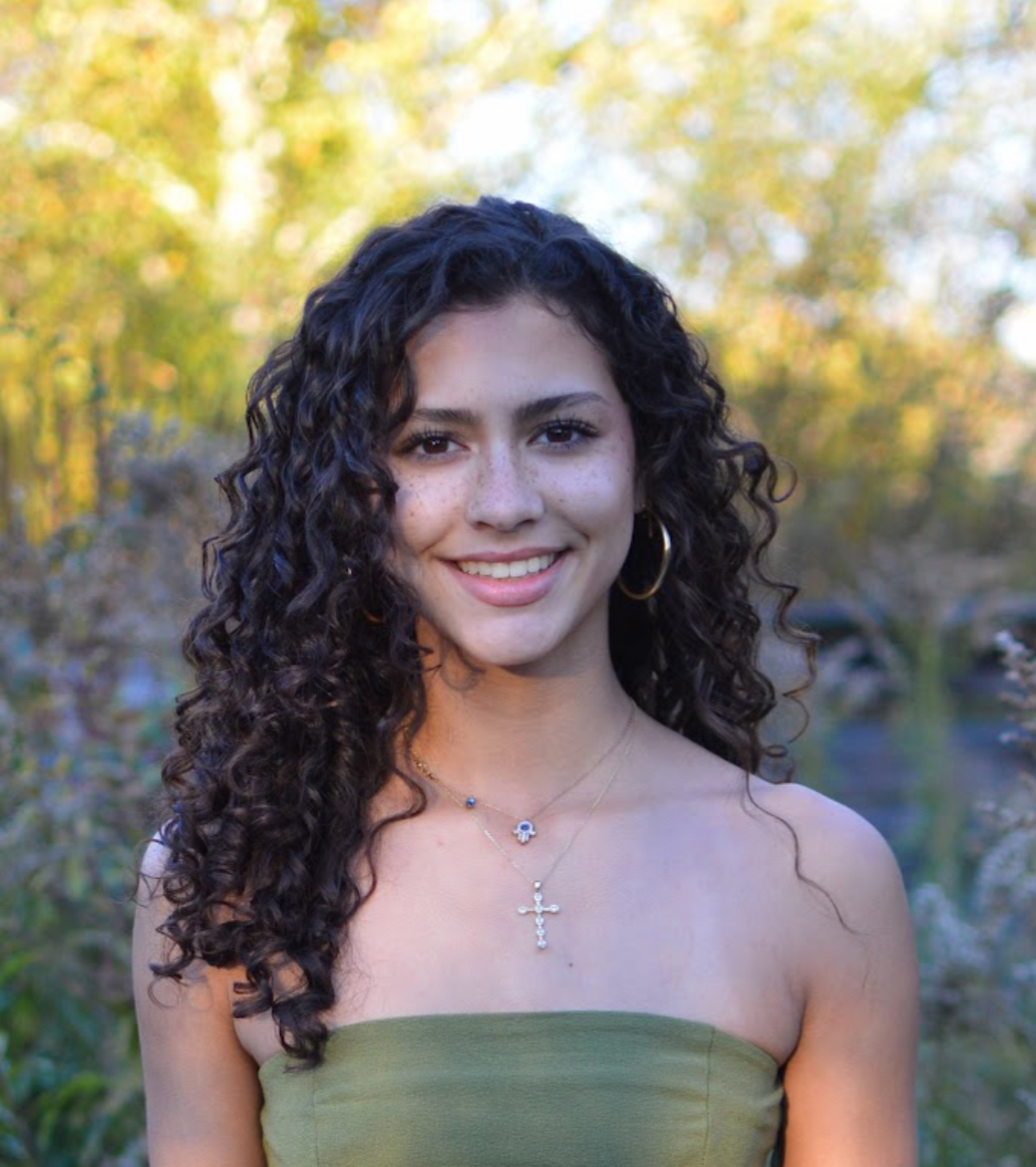 Isabella O’Leary She/Her